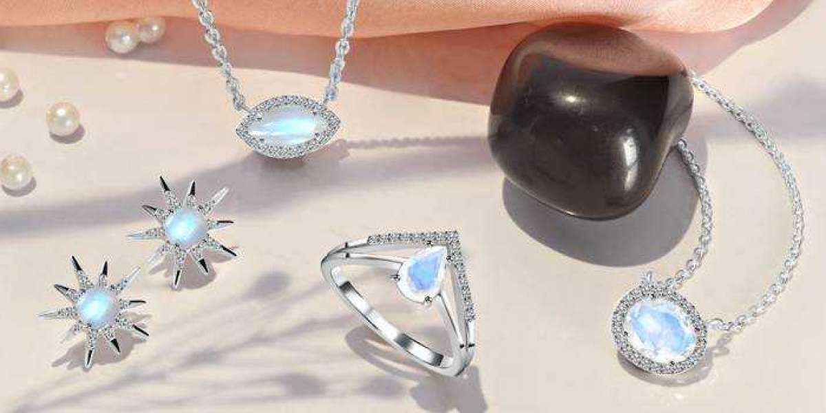Natural Moonstone Jewelry with amazing design at Sagacia Jewelry