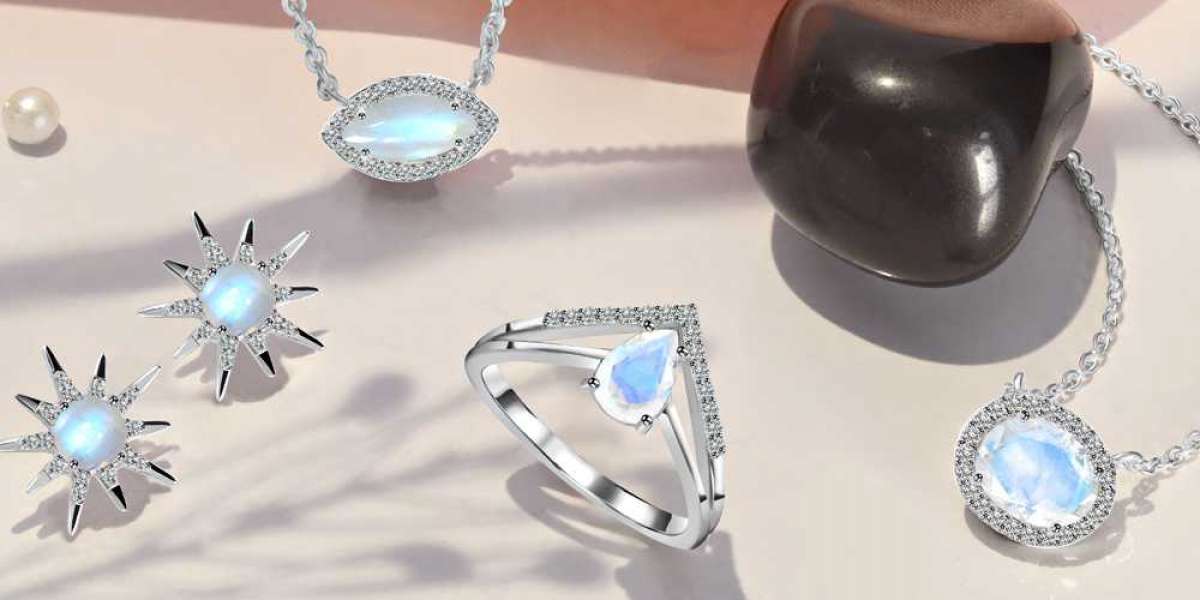 Awesome 925 Silver Moonstone Jewelry with Best designs