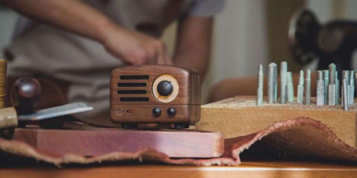 Discovering the Joy of Online Radio: My Personal Experience