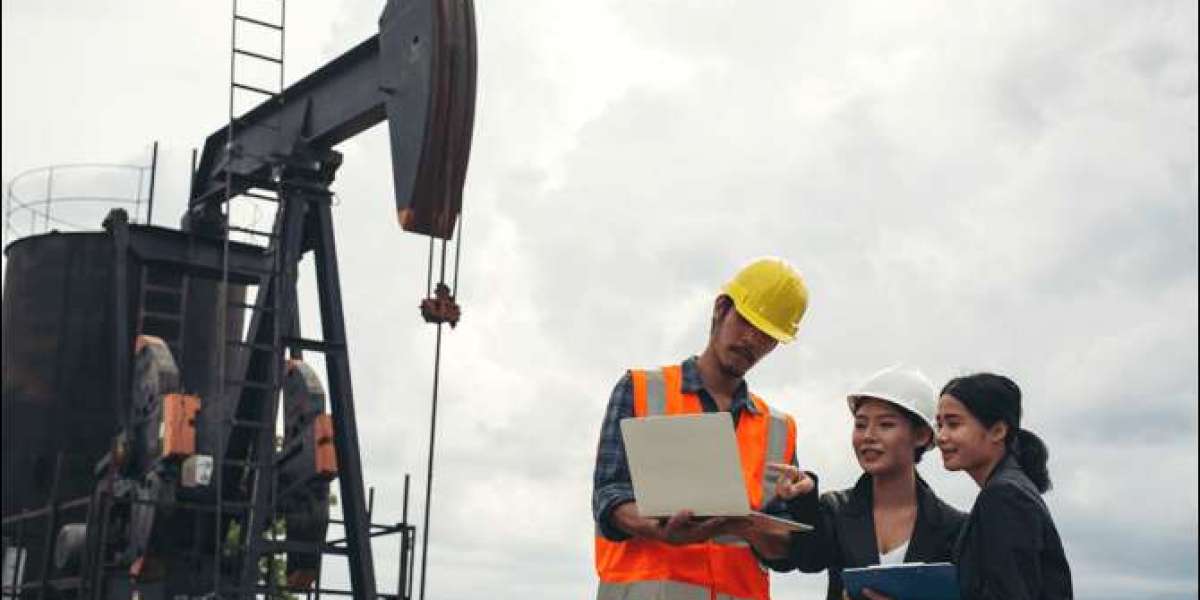 Specialized Training in Offshore Drilling: Courses and Certifications